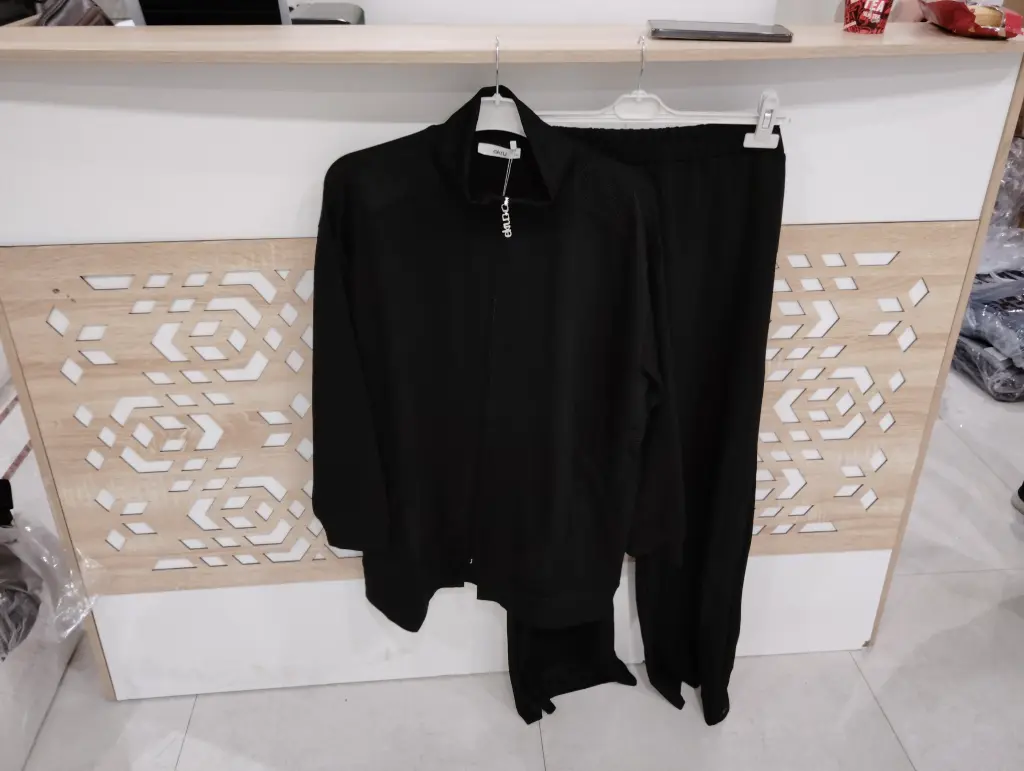 [869-3080-S-M] Two Piece Set - Black (S~M)